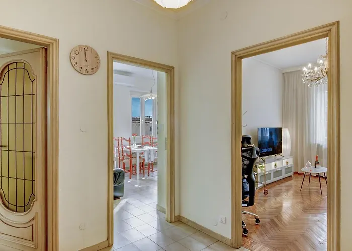 Apartamento Bramante House - Intero Trilocale Vicino Metro Turín