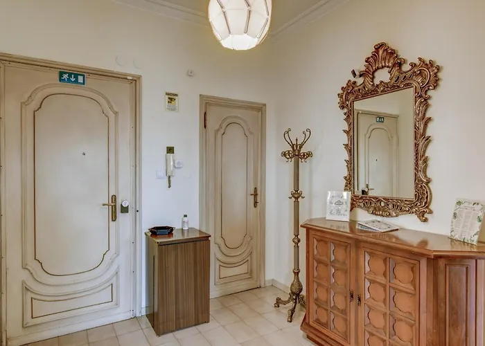 Bramante House - Intero Trilocale Vicino Metro Apartamento