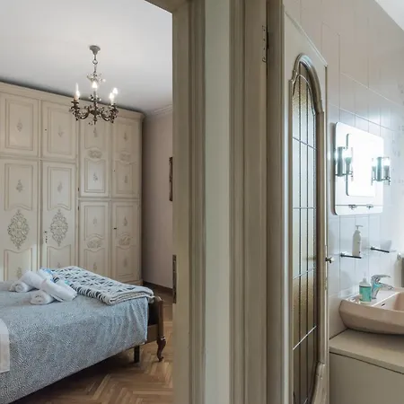 Bramante House - Intero Trilocale Vicino Metro *