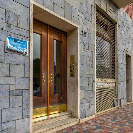 Bramante House - Intero Trilocale Vicino Metro Διαμέρισμα