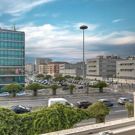 Bramante House - Intero Trilocale Vicino Metro Διαμέρισμα